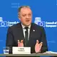 Rechtfertigte den neuen Vorschlag als ausgewogen: Thomas Byrne, der irische Staatsminister für Europaangelegenheiten. - Bild: Ansgar Haase/dpa
