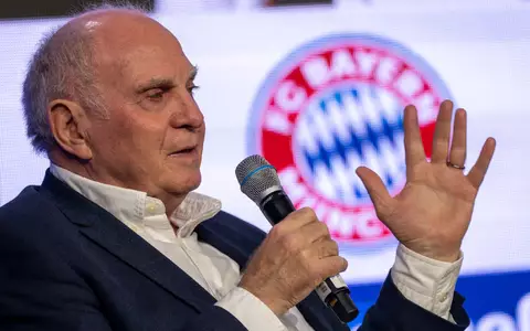 Uli Hoeneß kritisiert die UEFA. (Archivbild) - Foto: Peter Kneffel/dpa