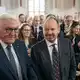 Bundespräsident Frank-Walter Steinmeier war bei der Preisverleihung dabei. - Bild: Hannes P. Albert/dpa POOL/dpa