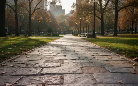 Ein sonniger, leerer Parkweg in einem städtischen Umfeld, der zur Bewegung einlädt. - Foto: über boerse-global.de