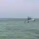 Ein Videostandbild der Küstenwache von Dschibuti zeigt die Suche nach Leichen von Migranten (Handout) - Bild: Djibouti Coast Guard/Djiboutian Coast Guard/AP/dpa