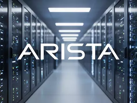 Abstrakte Darstellung moderner Rechenzentrum-Infrastruktur mit Server-Racks in kühler, professioneller Beleuchtung. - Foto: über boerse-global.de