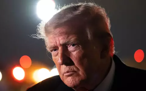 Nach seinen Worten sollen die Angriffe auf Energieanlagen aufhören: US-Präsident Trump. - Foto: Alex Brandon/AP/dpa