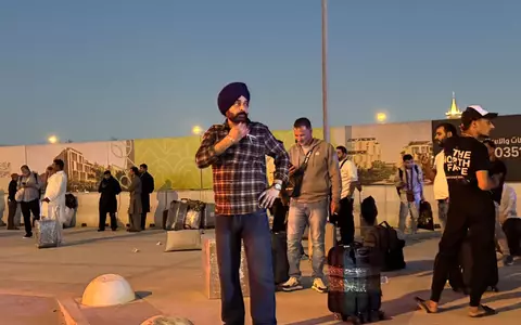 Aufregung nach der Attacke auf den Flughafen von Riad. - Foto: Uncredited/AP/dpa