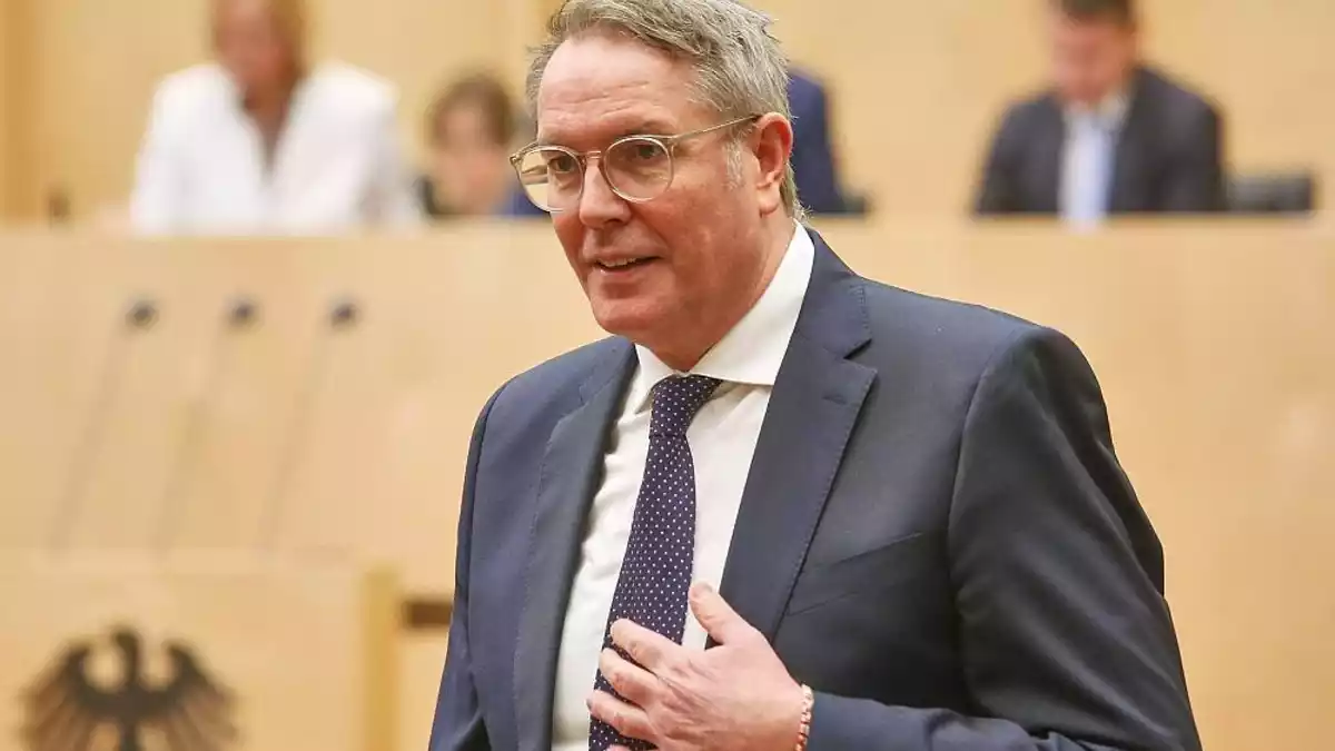 SPD in Rheinland-Pfalz bestätigt Schweitzer-Wechsel nach Berlin