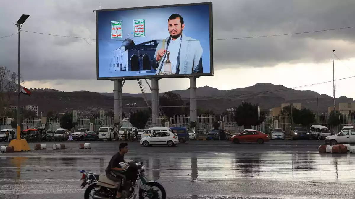 Die Huthi gelten heute als einer der stärksten nicht-staatlichen Akteure in Nahost. (Archivbild) - Bild: Osamah Abdulrahman/AP/dpa
