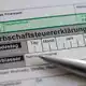 Am Montag verhandelt das Gericht in Karlsruhe eine abstrakte Normenkontrolle aus Bayern. (Archivfoto) - Bild: Jan Woitas/dpa