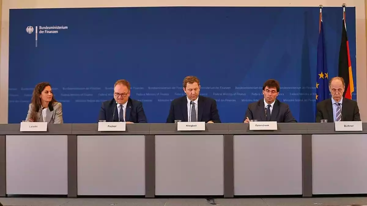 Klingbeil verteidigt Investitionen gegen Kritik der Länder