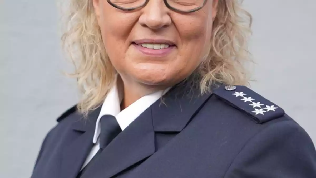 POL-RTK: Neues Gesicht an der Spitze der Polizeistation Eltville - Klaudia Groß übernimmt die Leitung - Bild: presseportal.de