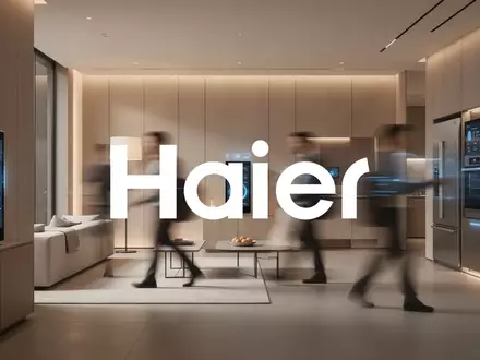 Modernes, minimalistisches Smart-Home-Interieur mit atmosphärischer Beleuchtung und Fokus auf moderne Haushaltstechnologie. - Foto: über boerse-global.de