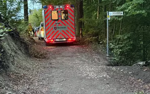 FW Allensbach: URD2 Personenrettung unwegsames Gelände - Foto: presseportal.de