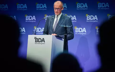 Merz will nicht am Zeitplan für die Rentenreform rütteln.  - Foto: Bernd von Jutrczenka/dpa