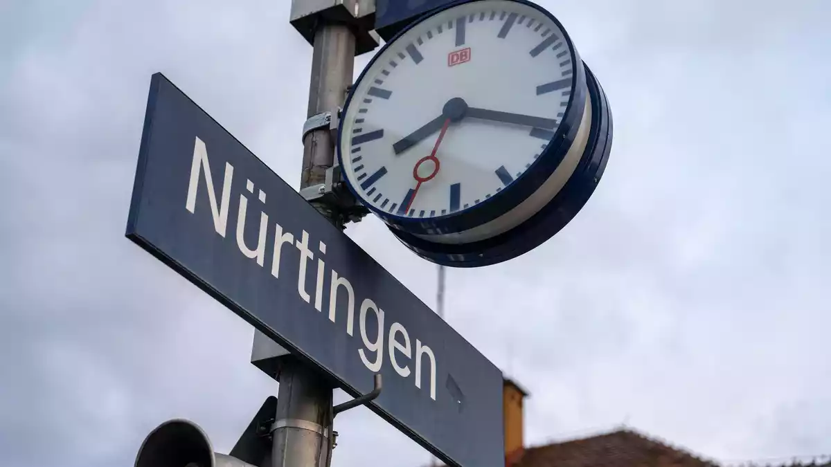 In Nürtingen erfolgte der Zugriff der Einsatzkräfte. - Bild: Enrique Kaczor/dpa