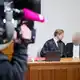 Der Medienrummel vor Verhandlungsbeginn war groß.  - Bild: Sina Schuldt/dpa