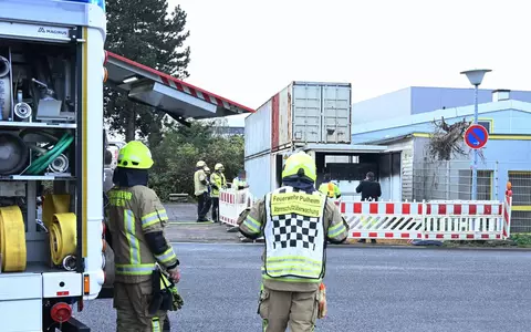 FW Pulheim: Feuer in Trafostation - Foto: presseportal.de