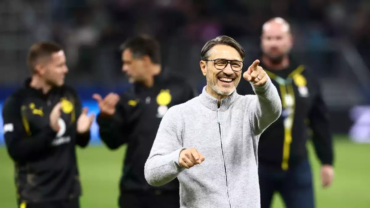 Für Niko Kovac geht es als Trainer bei Borussia Dortmund weiter bis 2029. (Archivbild) - Bild: Christian Charisius/dpa