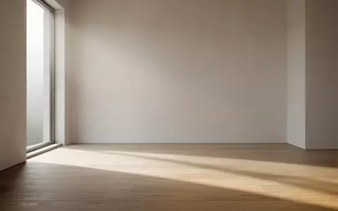 Ein heller, minimalistischer Innenraum mit sanftem Tageslicht, der eine ruhige und klare Atmosphäre ausstrahlt. - Foto: über boerse-global.de
