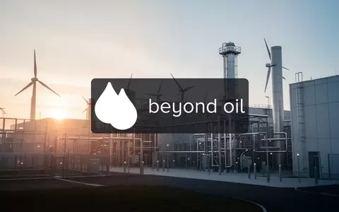 Moderne Industrieanlage für nachhaltige Energietechnologien bei Sonnenaufgang. - Foto: über boerse-global.de