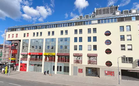 Fassadenerneuerung Lugner City - Foto: Lugner City über pressetext.de