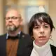 Die Linke-Co-Fraktionsvorsitzende Elif Eralp will in Berlin Regierende Bürgermeisterin werden, im Hintergrund steht der zweite Fraktionsvorsitzende Tobias Schulze. - Bild: Soeren Stache/dpa