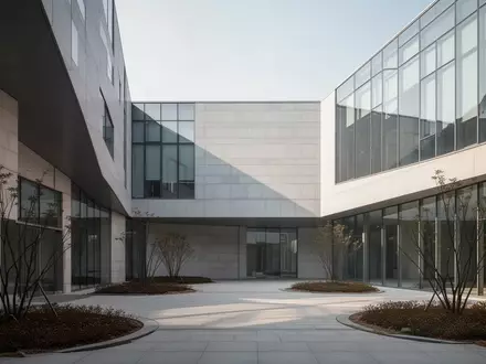 Moderne Architektur eines Forschungs- und Entwicklungsgebäudes in Südkorea mit klaren Linien und Glasfassaden. - Foto: über boerse-global.de
