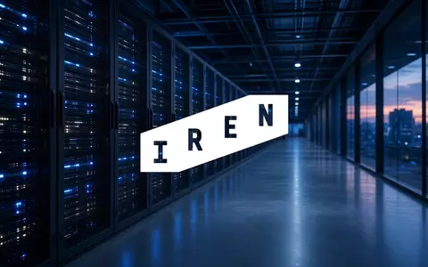 Modernes Rechenzentrum mit leuchtenden Server-Racks als Symbol für digitale Infrastruktur und Unternehmenskapital. - Foto: über boerse-global.de