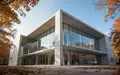 Moderne Glas- und Betonfassade eines Regierungsgebäudes an einem sonnigen Herbsttag. - Foto: über boerse-global.de