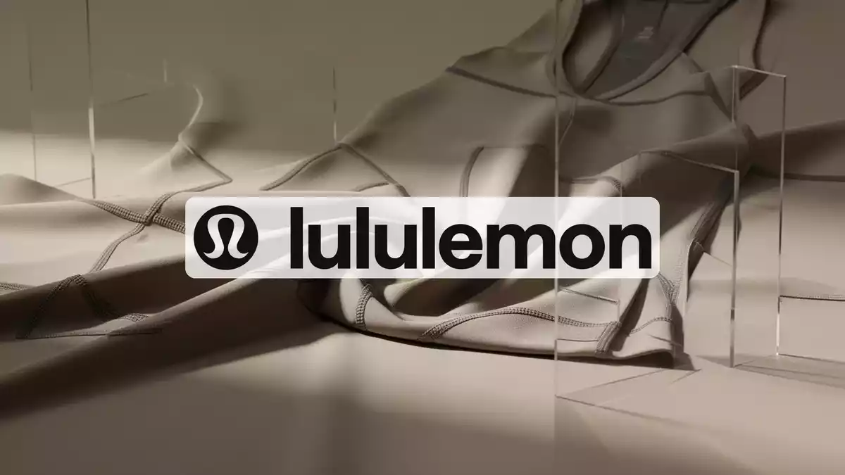 Lululemon startet GANNI-Kollektion während Führungswechsel bevorsteht