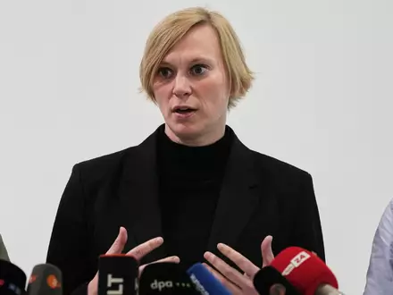 Grünen-Landeschefin Nina Stahr erwartet von der Linken eine Erklärung, «was da gestern in der Fraktionssitzung passiert ist». (Archivbild) - Foto: Sven Kaeuler/dpa