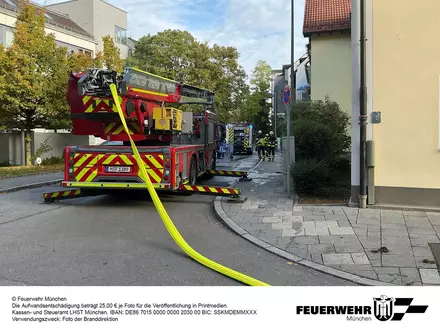 FW-M: Zwei Katzen bei Zimmerbrand verstorben (Am Westkreuz) - Foto: presseportal.de