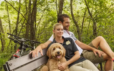 Aktive Auszeiten, Wellness und Urlaub mit Hund im Herbst - Foto: presseportal.de