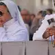 Im Vatikan wurde für den Papst gebetet. - Bild: Gregorio Borgia/AP/dpa