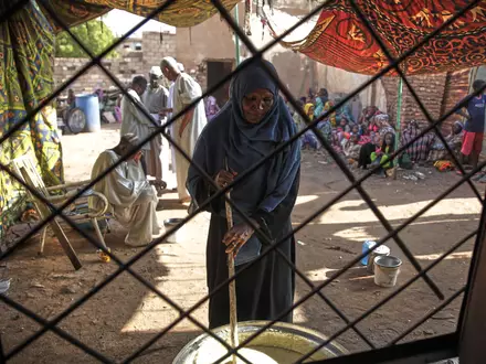 Der seit 2023 andauernde Krieg im Sudan hat eine der schwersten Hungerkrisen weltweit ausgelöst. (Archivbild) - Foto: Marwan Ali/AP/dpa