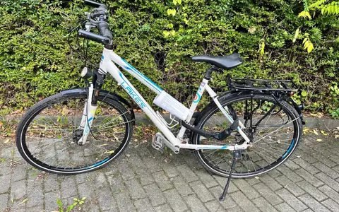 POL-MS: Weißes Fahrrad des Herstellers LAKES sichergestellt - - Polizei sucht Eigentümer - Foto: presseportal.de