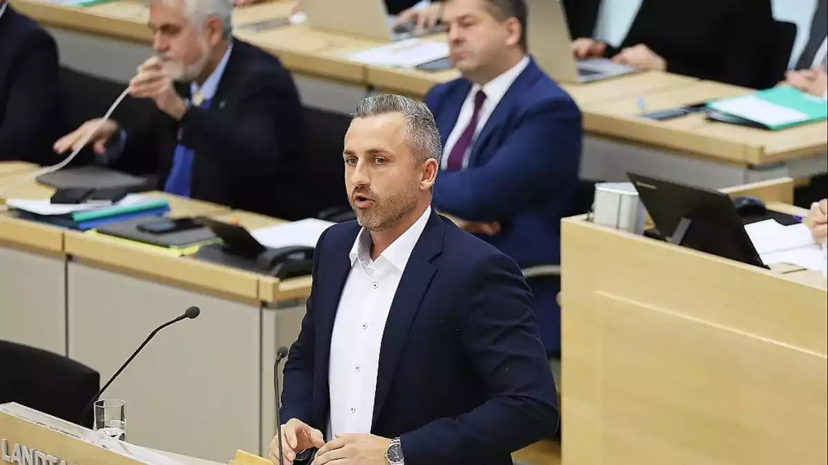 Landtag Sachsen-Anhalt stimmt für AfD-BSW-Antrag zu Ukraine-Krieg