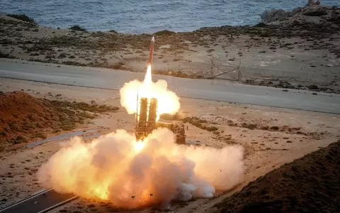 Luftwaffe feuert eine Patriot-Flugabwehrrakete - Foto: Kay Nietfeld/dpa
