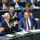 Die Abgeordneten der AfD halten sich im Gegensatz zur letzten Generaldebatte mit Zwischenrufen zurück. - Bild: Michael Kappeler/dpa