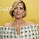 Allison Janney hat 2026 einen Emmy gewonnen für ihre Darstellung der US-Präsidentin in der Serie «Diplomatische Beziehungen». (Archivbild) - Bild: Jordan Strauss/Invision/AP/dpa