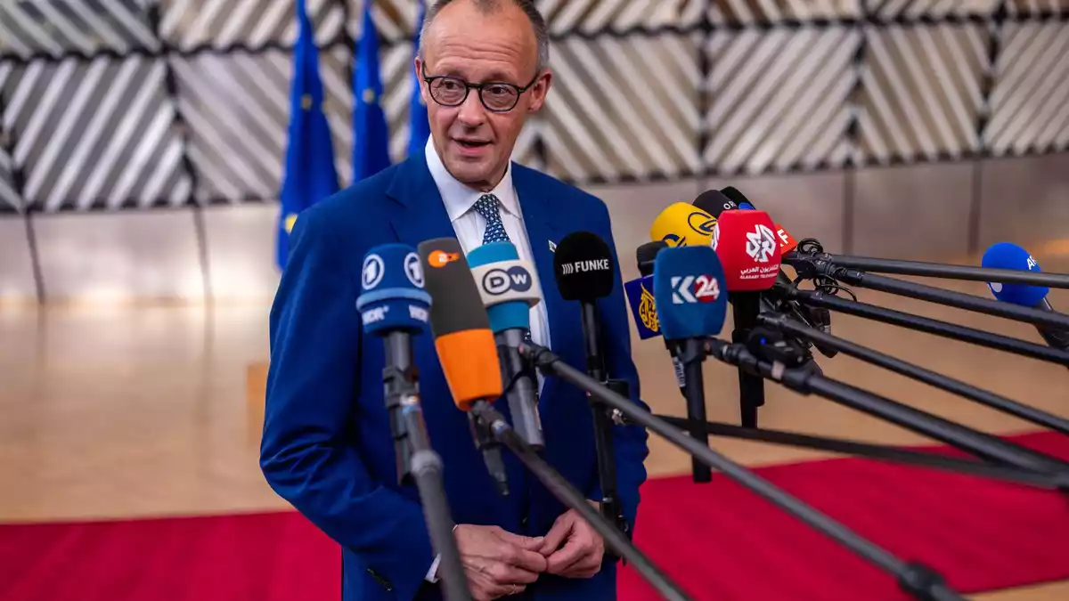 Die EU-Länder versuchen, sich bis Jahresende auf einen Kompromiss für den billionenschweren Gemeinschaftshaushalt für die Jahre 2028 bis 2034 zu verständigen. - Bild: Michael Kappeler/dpa