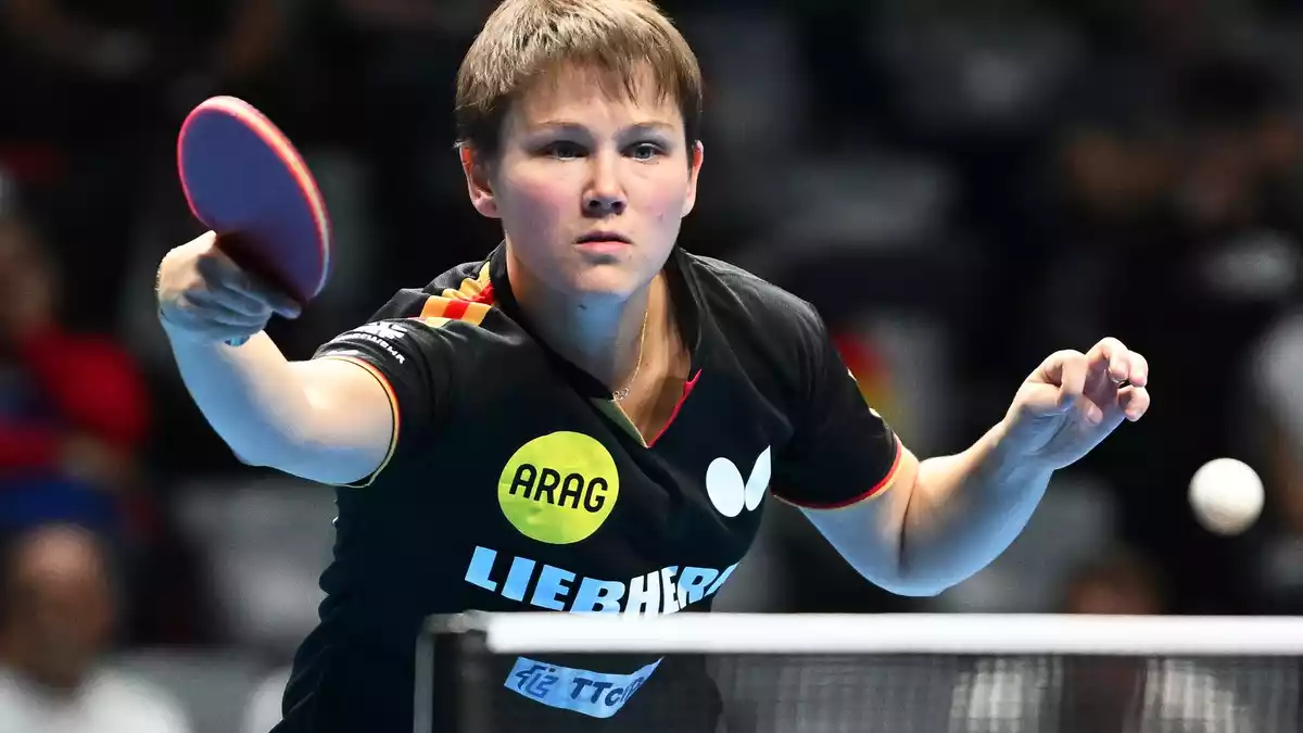 Zwei Medaillen sind sicher: Nina Mittelham bei der Tischtennis-EM (Archivbild). - Bild: Manfred Schillings/dpa