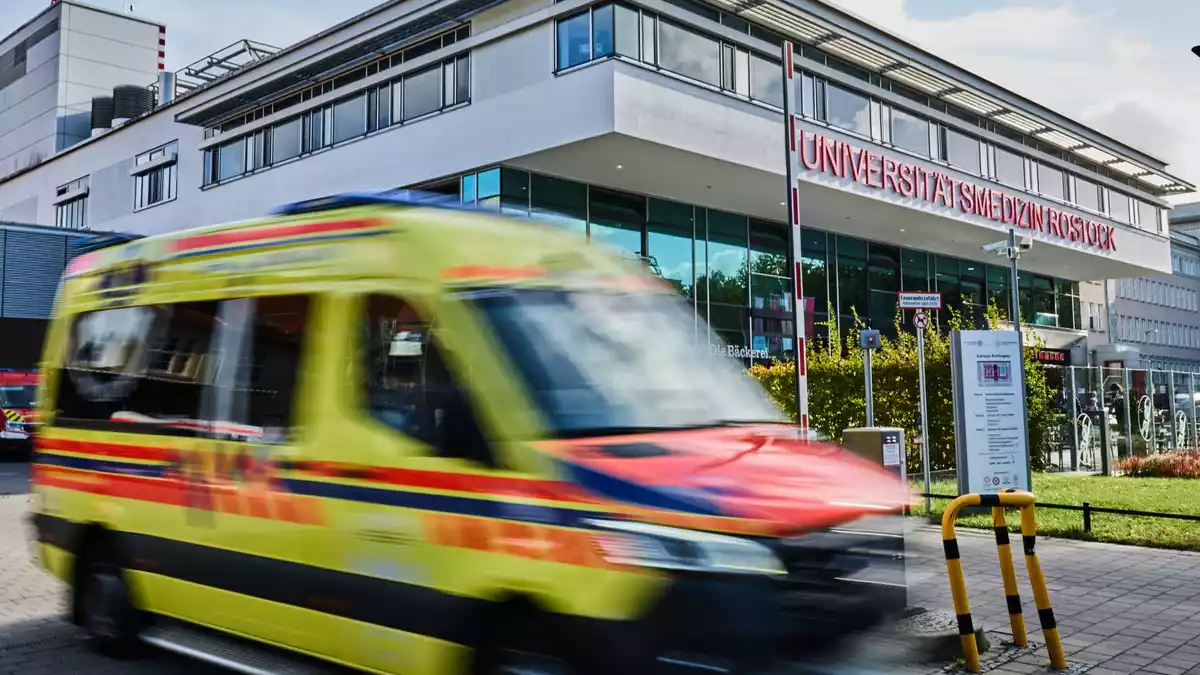 Im Bundestag ging es um Verbesserungen im Notfall und Nachbesserungen am Krankenkassen-Sparpaket. (Symbolfoto) - Bild: Jens Büttner/dpa