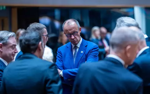 Keine Einigung in Sicht: Kanzler Merz will die Belastung für Deutschland niedrig halten. - Foto: Michael Kappeler/dpa