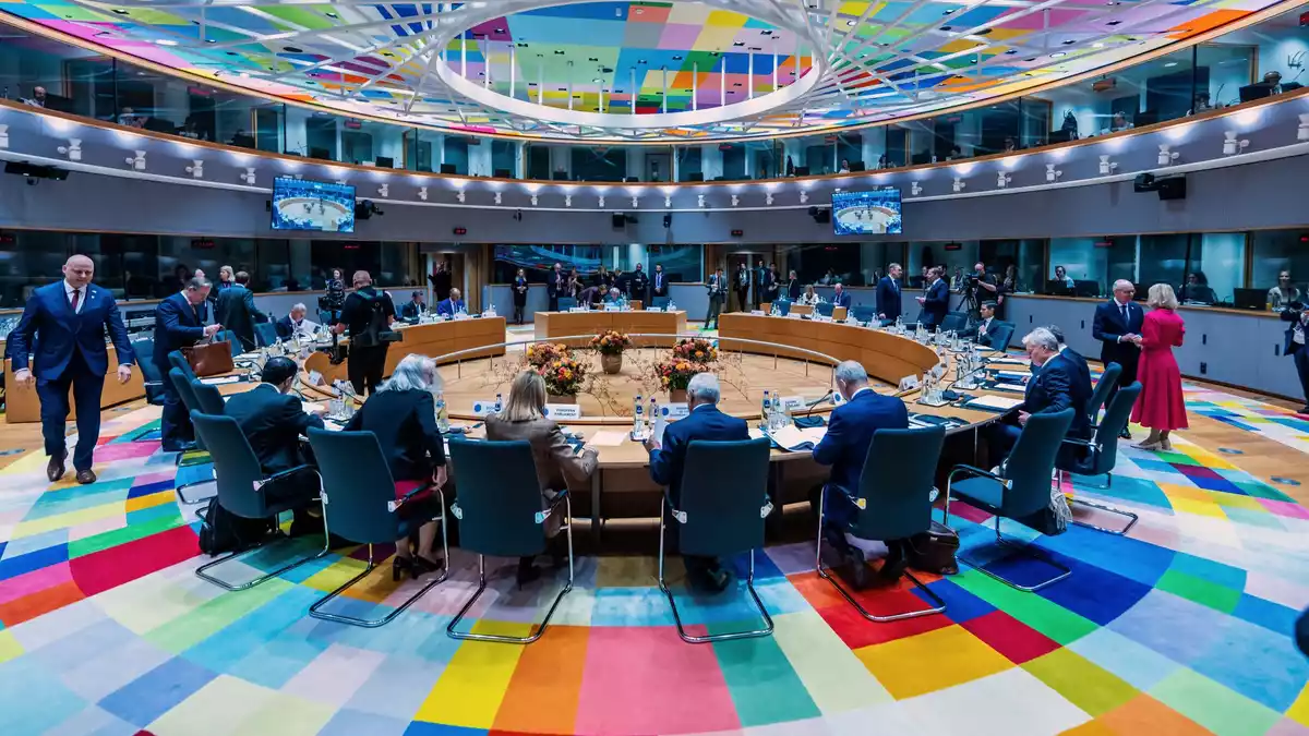 Die Staats- und Regierungschefs der EU-Staaten beraten zwei Tage lang in Brüssel. - Bild: Michael Kappeler/dpa-POOL/dpa