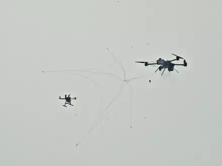 BAAINBw beauftragt Netzwerferdrohnen zum Schutz von Bundeswehrliegenschaften - Foto: presseportal.de