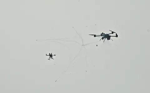BAAINBw beauftragt Netzwerferdrohnen zum Schutz von Bundeswehrliegenschaften - Foto: presseportal.de