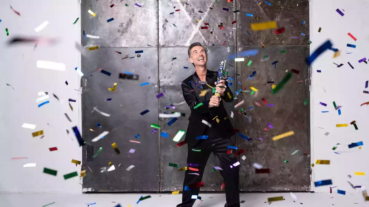 Der Countdown läuft: Florian Silbereisen feiert auch in diesem Jahr mit dem "Silvester-Schlagerbooom" live in der ARD, im ORF und im SRF ins neue Jahr - Bild: presseportal.de