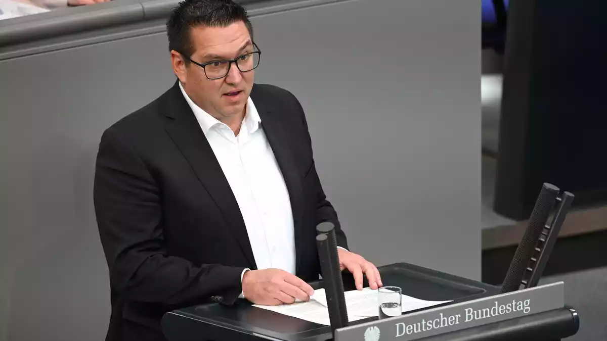 Der SPD-Politiker Ingo Vogel hält die Tabaksteuer-Reform für angemessen. (Archivbild) - Bild: Katharina Kausche/dpa