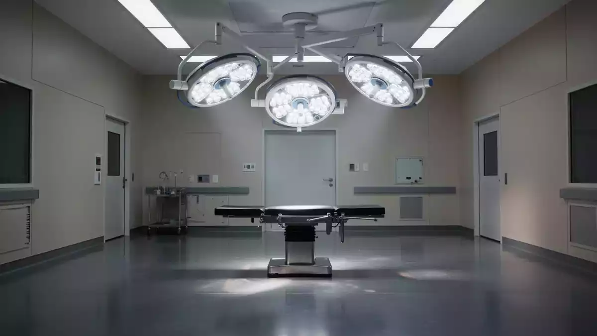 Hüftfrakturen im Alter: Warum frühe OP und Nachsorge zählen