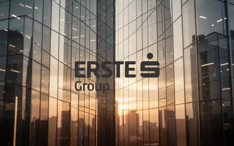 Moderne Glasfassade eines Hochhauses bei Sonnenuntergang als Symbol für den Immobilienmarkt. - Foto: über boerse-global.de
