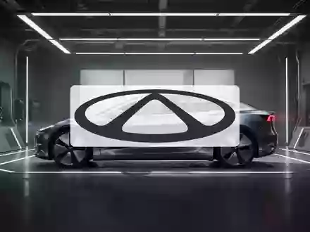 Modernes Elektrofahrzeug in einem minimalistischen Designstudio mit atmosphärischer Beleuchtung. - Foto: über boerse-global.de